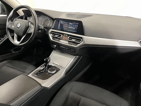 BMW Seria 3 2022 — imagine 8