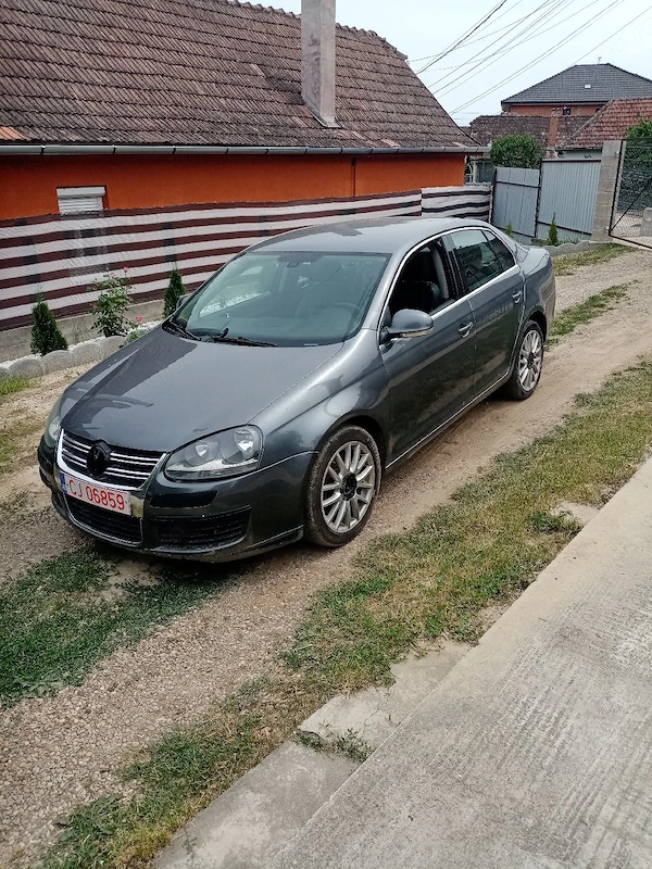 VOLKSWAGEN Jetta 2005 — imagine 10