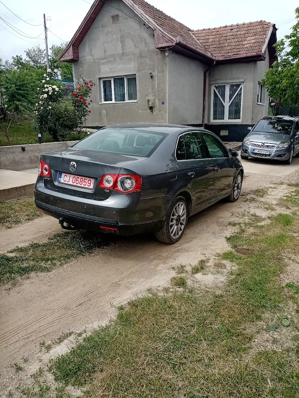 VOLKSWAGEN Jetta 2005 — imagine 9