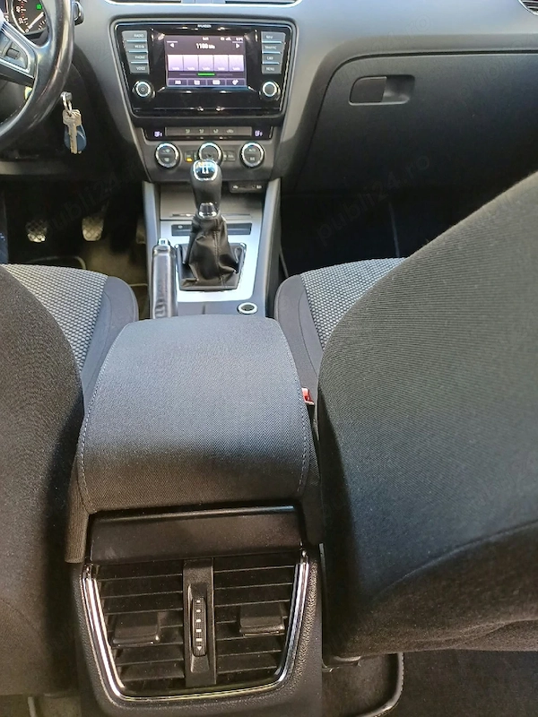 SKODA Octavia 2013 — imagine 10