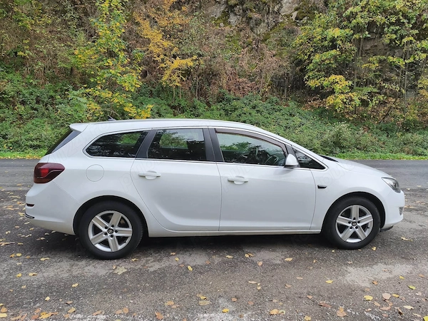 OPEL Astra 2012 — imagine 3
