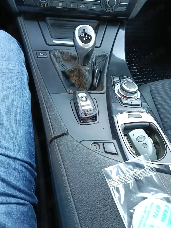 BMW Seria 5 2010 — imagine 5