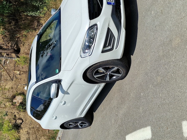 VOLVO XC60 2017 — imagine 2