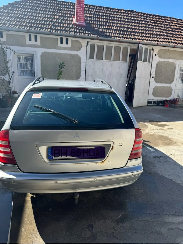 MERCEDES-BENZ C-Class 2004 — imagine 2