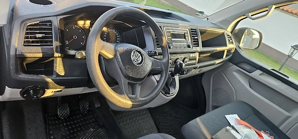 VOLKSWAGEN Transporter 2016 — imagine 4