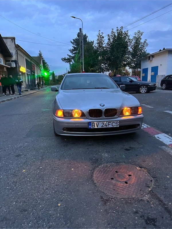BMW 5 Series 1986 — imagine 5