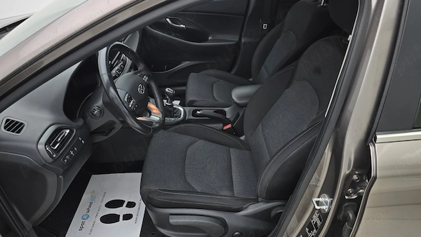 HYUNDAI i30 2020 — imagine 8