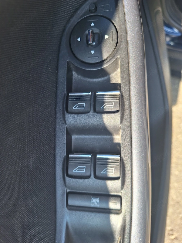FORD Focus 2013 — imagine 7