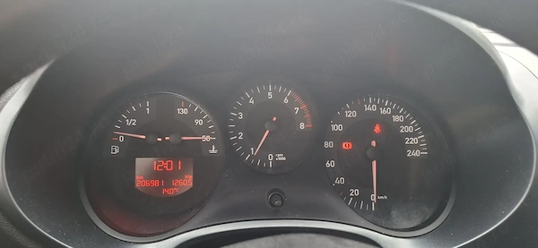 SEAT Leon 2009 — imagine 3