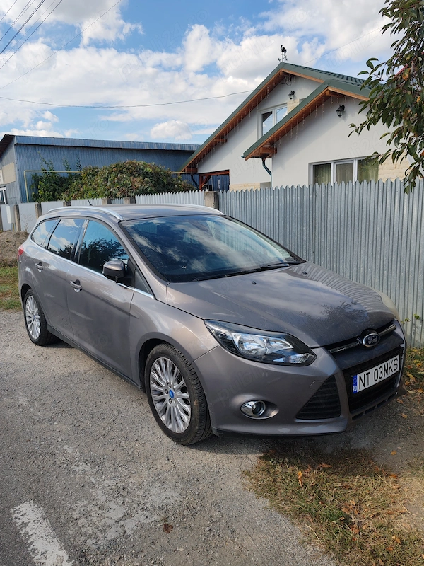 FORD Focus 2011 — imagine 2