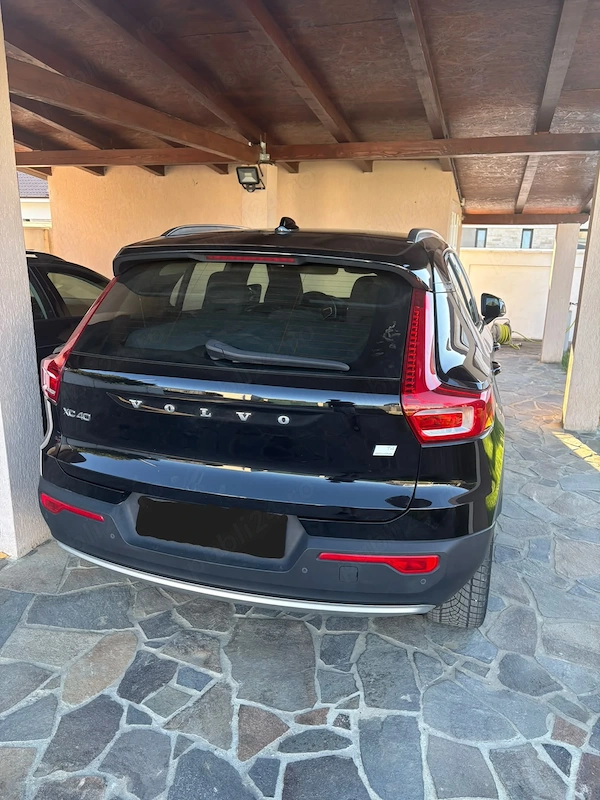 VOLVO XC40 2021 — imagine 3