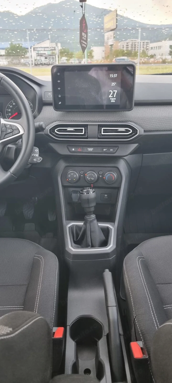 DACIA Logan 2025 — imagine 5