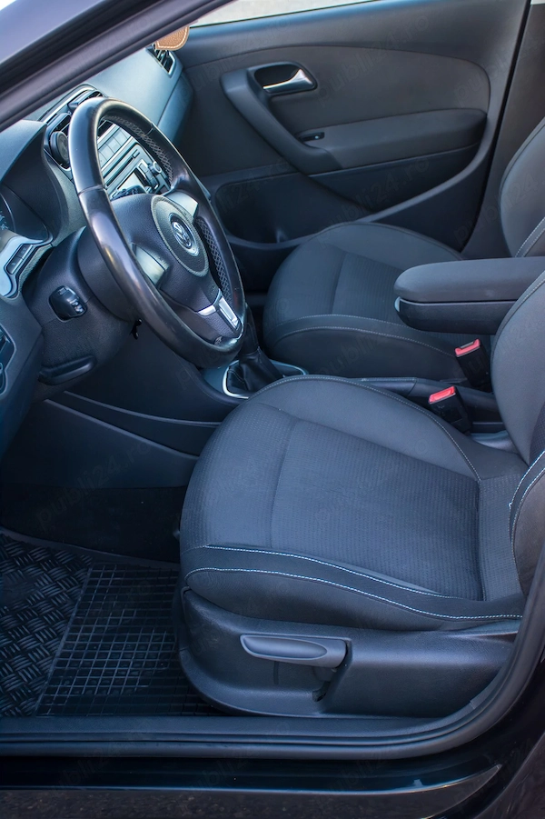 VOLKSWAGEN Polo 2011 — imagine 9