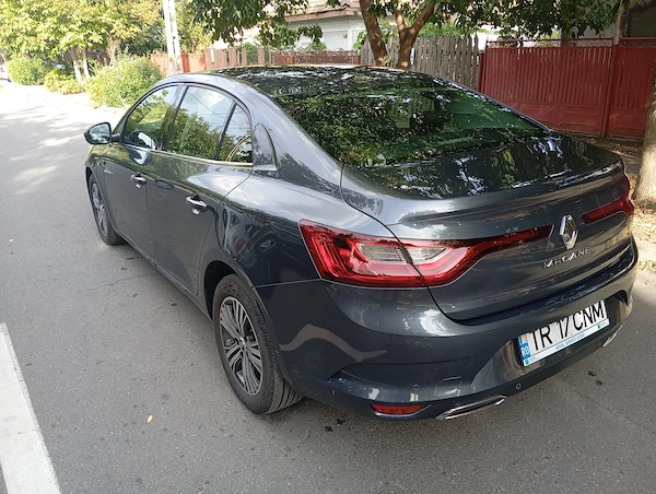 RENAULT Megane 2022 — imagine 3