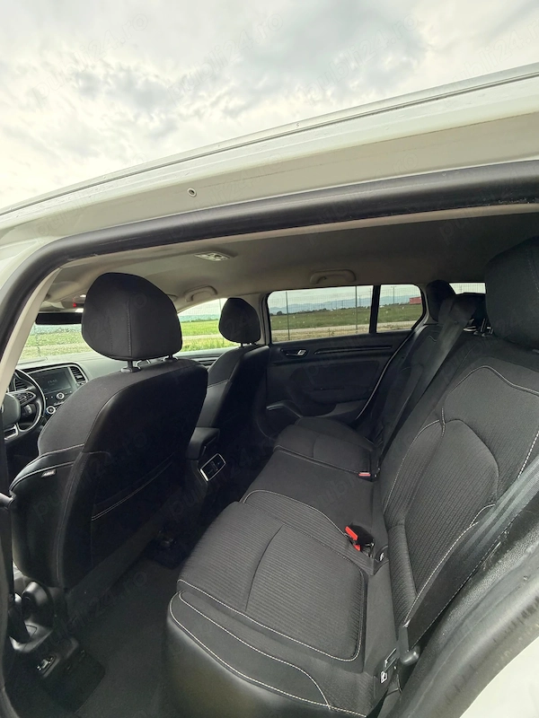 RENAULT Megane 2016 — imagine 9
