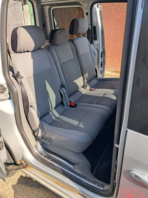 VOLKSWAGEN Caddy 2010 — imagine 3