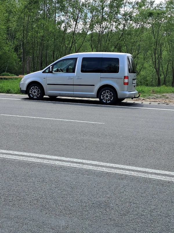 VOLKSWAGEN Caddy 2010 — imagine 1