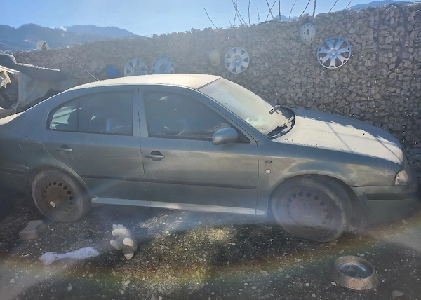 SKODA Octavia 2001 — imagine 2
