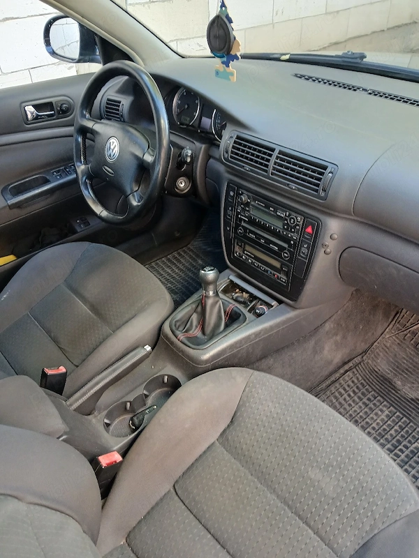 VOLKSWAGEN Passat 2005 — imagine 3