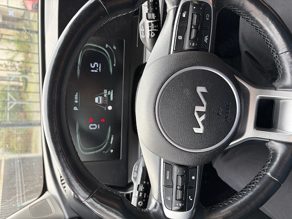 KIA Sportage 2022 — imagine 9