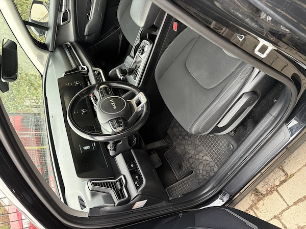 KIA Sportage 2022 — imagine 2