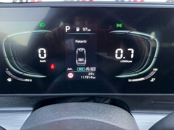 KIA Sportage 2023 — imagine 7
