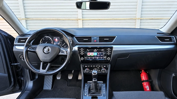 SKODA Superb 2016 — imagine 2