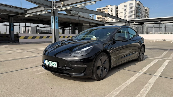 TESLA Model 3 2023 — imagine 3
