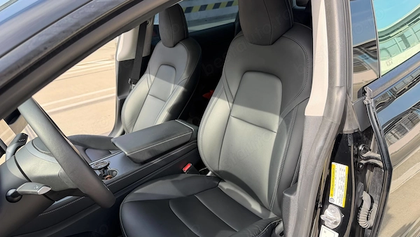 TESLA Model 3 2023 — imagine 7
