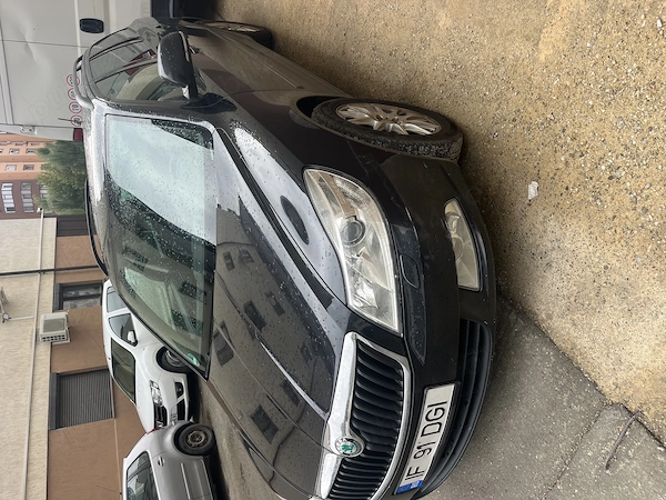 SKODA Octavia 2012 — imagine 2