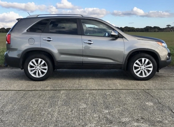 KIA Sorento 2011 — imagine 4