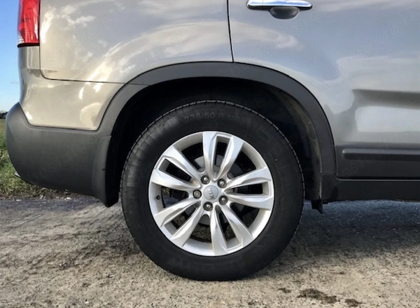 KIA Sorento 2011 — imagine 8