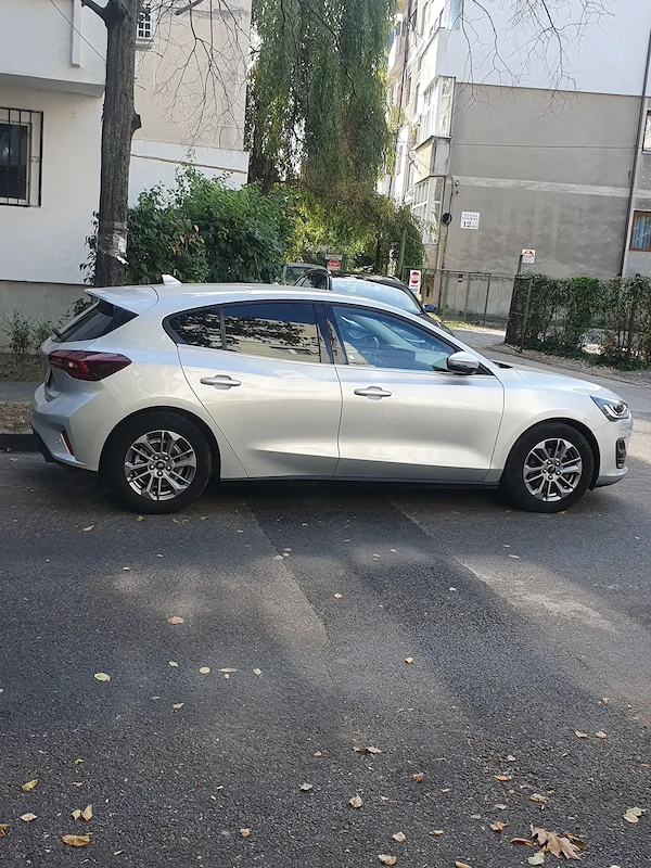 FORD Focus 2023 — imagine 2