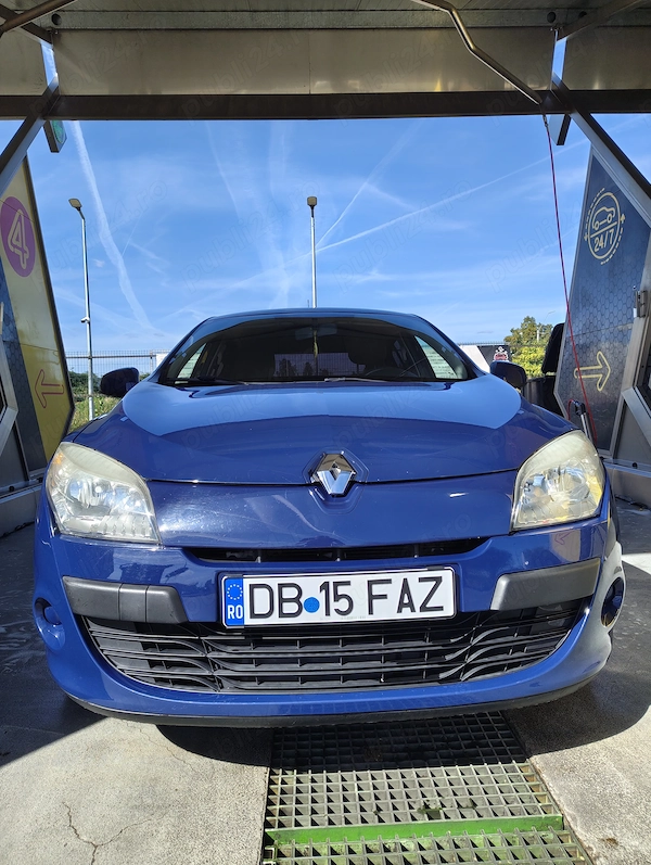 RENAULT Megane 2010 — imagine 2