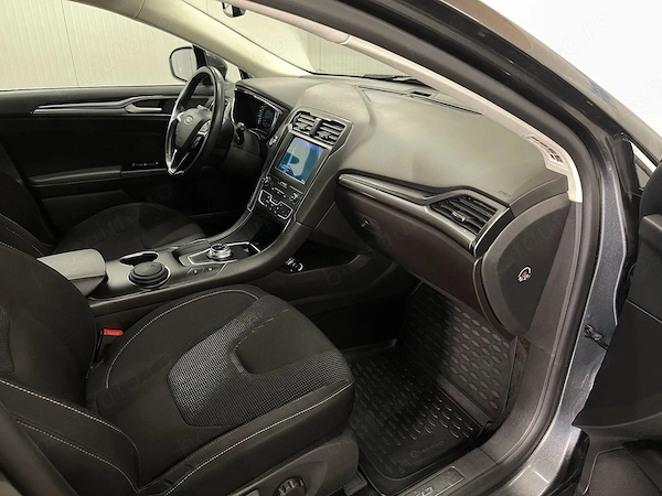 FORD Mondeo 2021 — imagine 9