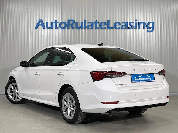 SKODA Octavia 2022 — imagine 4
