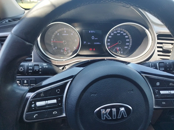 KIA Ceed 2020 — imagine 2