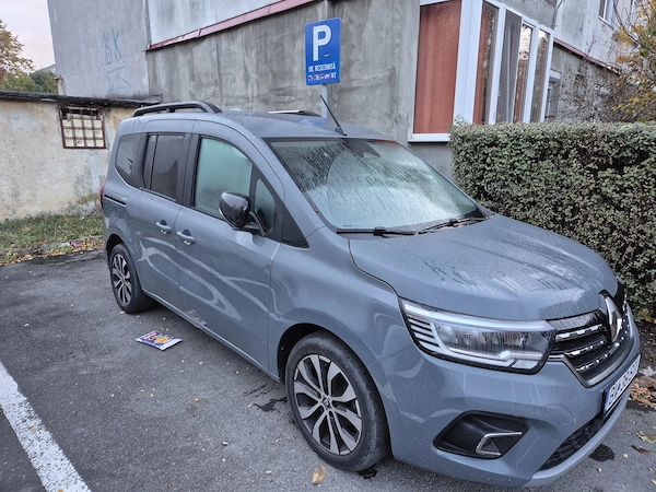 RENAULT Kangoo 2022 — imagine 4