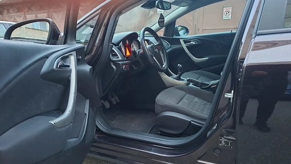 OPEL Astra 2014 — imagine 10