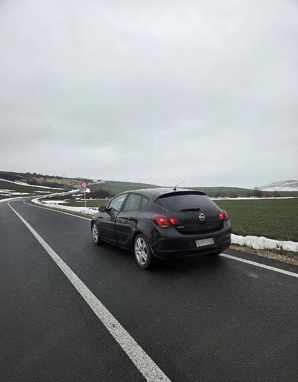 OPEL Astra 2011 — imagine 5
