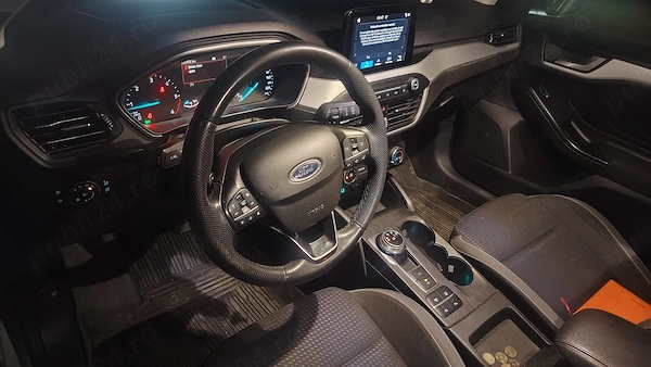 FORD Focus 2019 — imagine 10