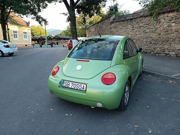VOLKSWAGEN New Beetle 2000 — imagine 4