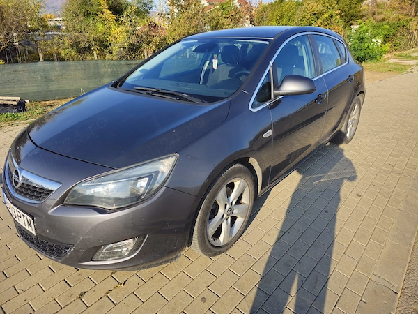 OPEL Astra 2010 — imagine 8