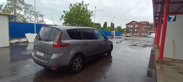 RENAULT Scenic 2012 — imagine 4