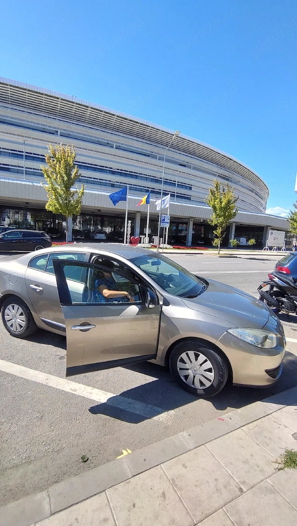 RENAULT Fluence