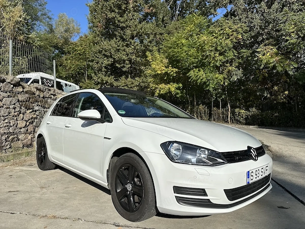 VOLKSWAGEN Golf 2015 — imagine 2