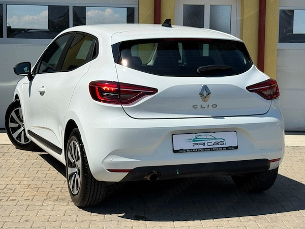 RENAULT Clio 2023 — imagine 3