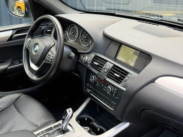 BMW  2011 — imagine 12