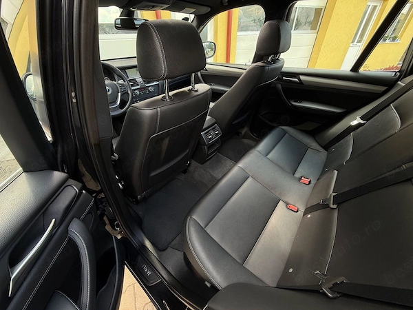 BMW  2011 — imagine 6