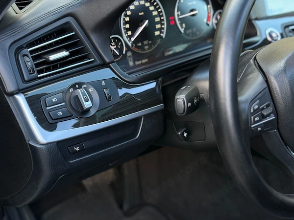 BMW Seria 5 2012 — imagine 17